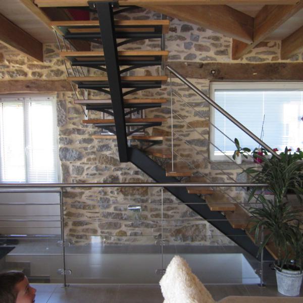 Escalier limon central 12